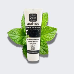Dentífrico blanqueador Menta Bio & Carbón activo